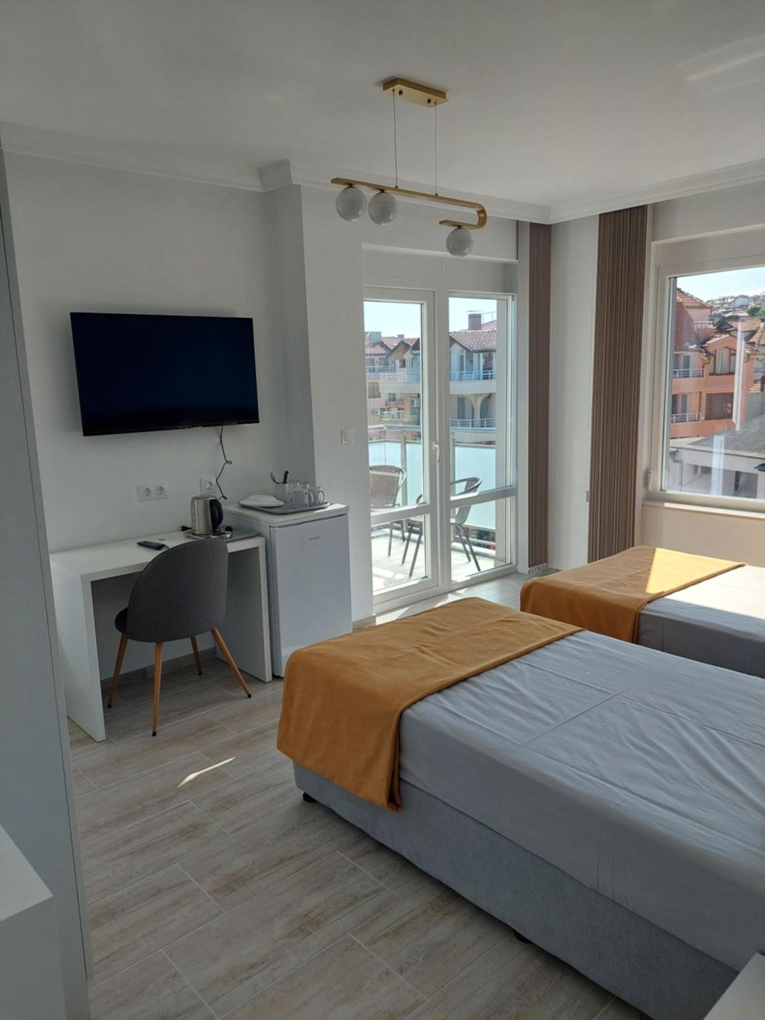 Hotel Gaia Sozopol Esterno foto